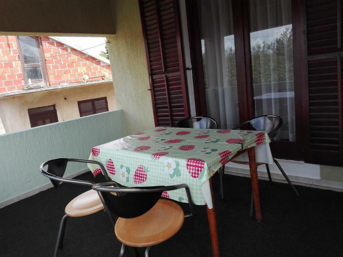 ביוגראד נה מורו Apartments Jadranska מראה חיצוני תמונה