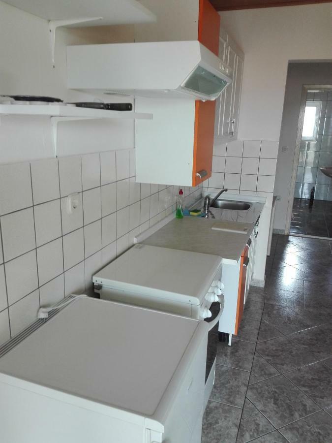 ביוגראד נה מורו Apartments Jadranska מראה חיצוני תמונה